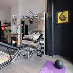 Museum Square View Couette-café 4*