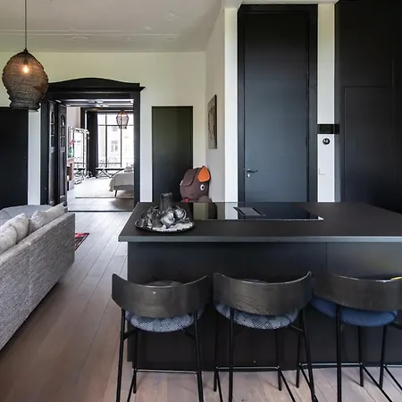 Bed and breakfast Museum Square View 4*