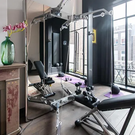 Museum Square View 4*