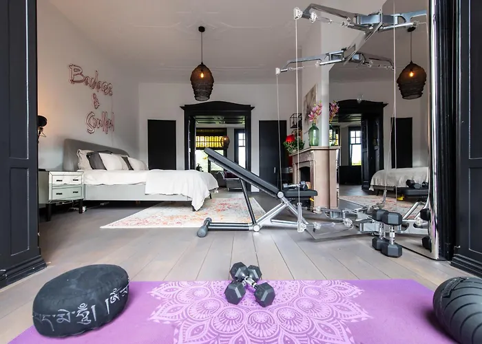 Museum Square View B&B