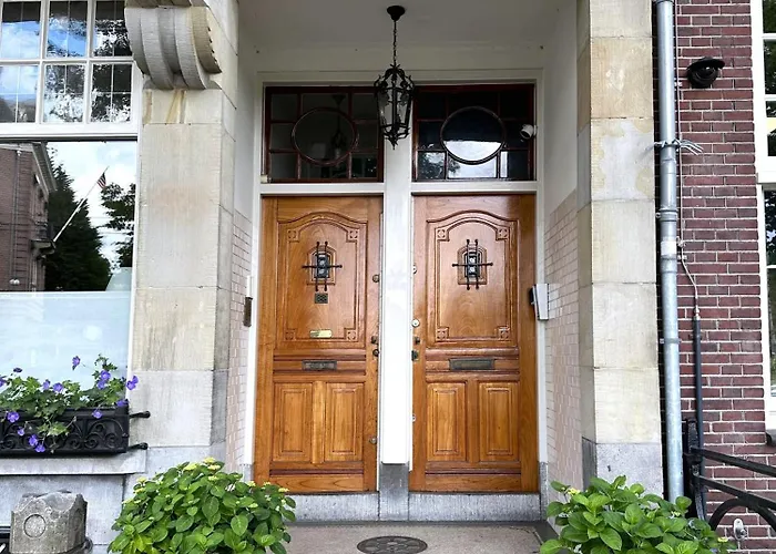 Bed & Breakfast Museum Square View Amsterdam