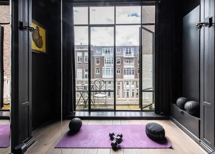 Museum Square View アムステルダム