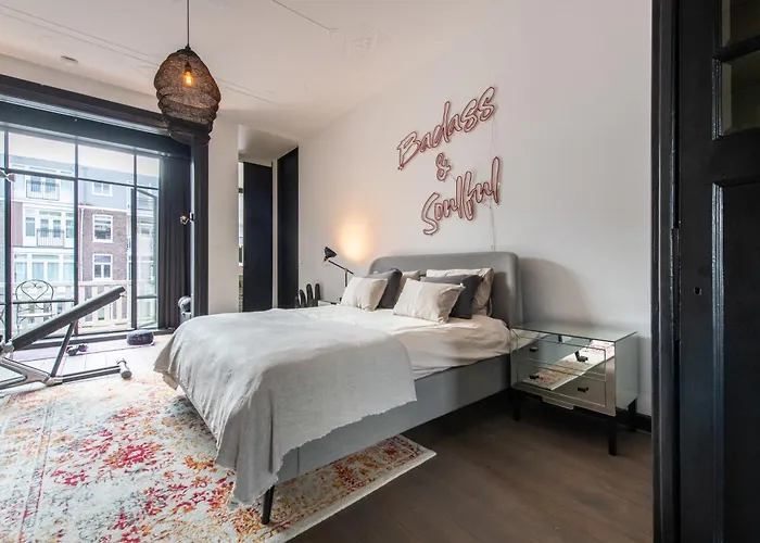 ベッド・アンド・ブレックファスト Museum Square View