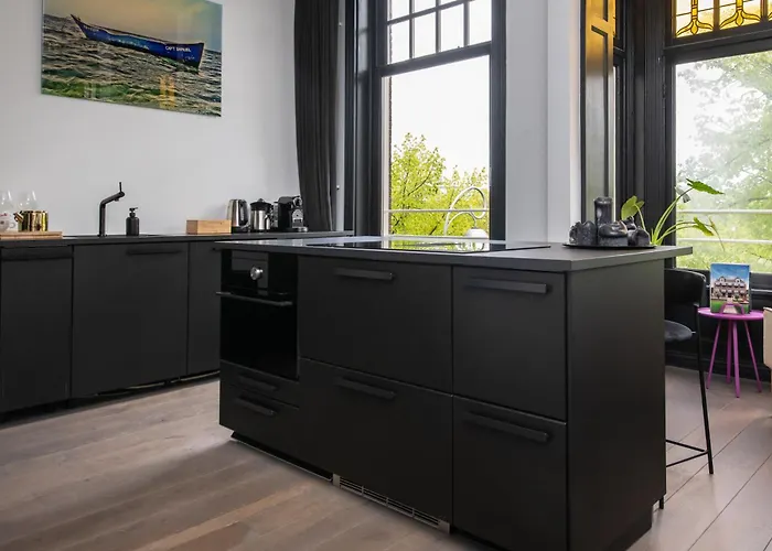 Museum Square View 4* Amsterdam